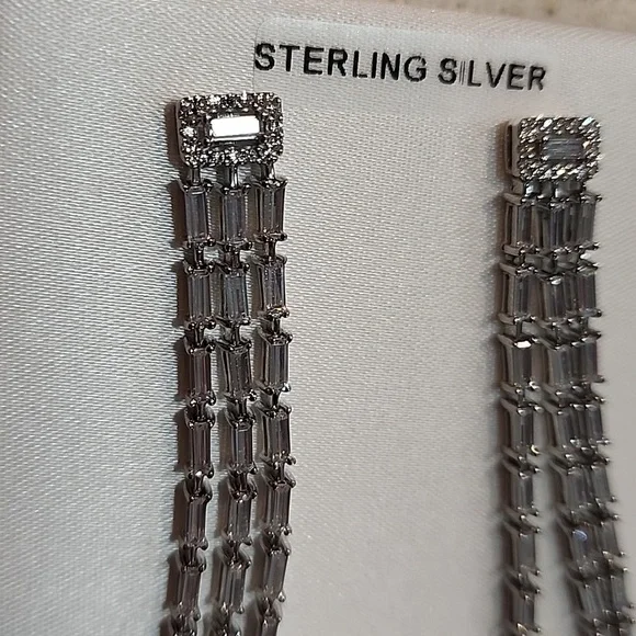 Valentines Gift Sterling Silver Cubic Zirconia Dangle Earrings Date Night Nwt - Picture 3 of 6